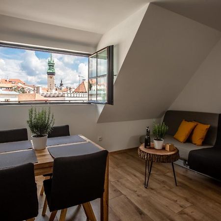 Apartmany Na Mikulasskem Namesti ズノイモ エクステリア 写真
